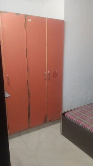 Furnished Amenities in 2 BHK Builder Floor at Gomti Nagar – for Rent