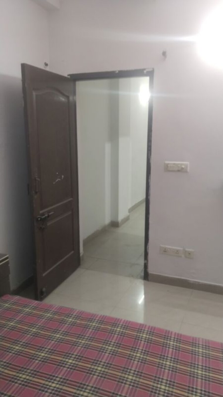 Room, gomti nagar 2 Bedroom 1000 Sq.Ft. Builder Floor In Gomti Nagar Lucknow 10337547