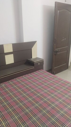 Bedroom in 2 BHK Builder Floor at Gomti Nagar – for Rent