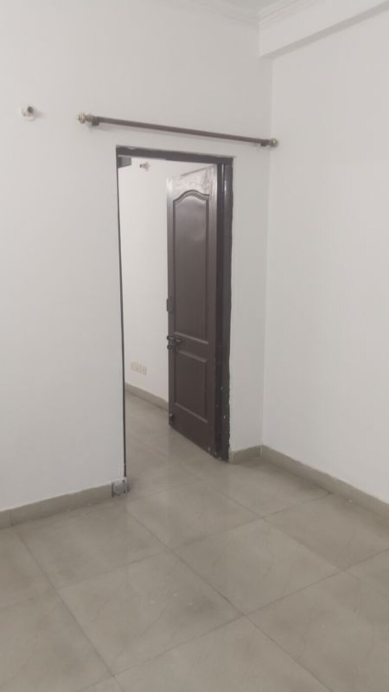 Room, gomti nagar 2 Bedroom 1000 Sq.Ft. Builder Floor In Gomti Nagar Lucknow 10337547