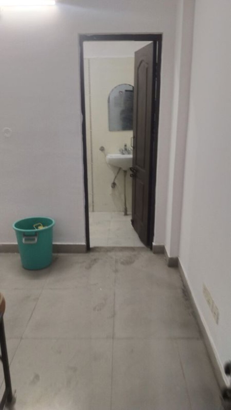Bathroom, gomti nagar 2 Bedroom 1000 Sq.Ft. Builder Floor In Gomti Nagar Lucknow 10337547