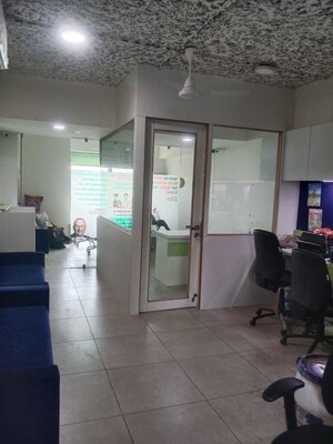  Office Space For Rent in Thaltej