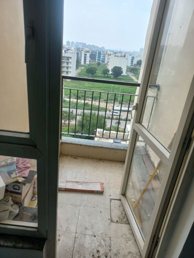 Balcony, bptp-discovery-park 3 Bedroom 1380 Sq.Ft. Apartment In Sector 80 Faridabad 10337609