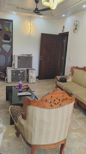 3 BHK Apartment For Rent in Sector 6 Dwarka