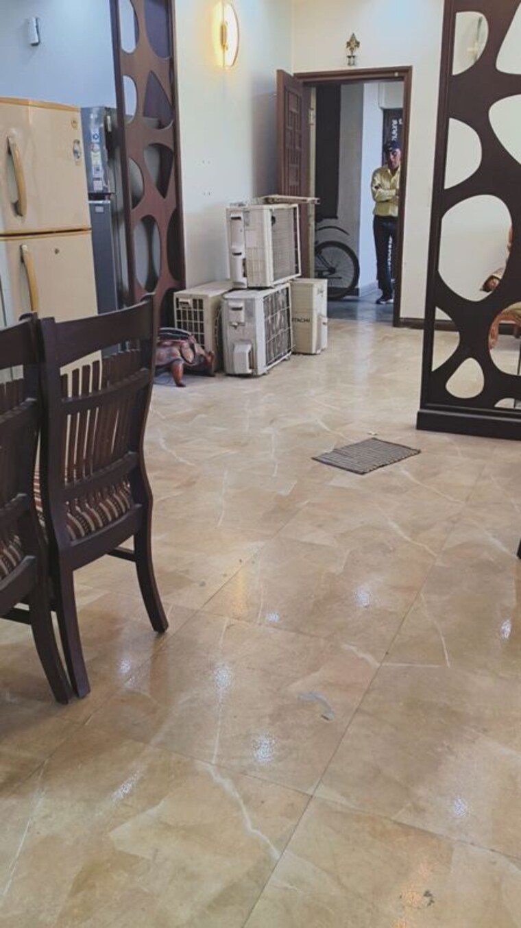  Parking, sector 18 dwarka 3 Bedroom 1800 Sq.Ft. Apartment In Sector 18 Dwarka Delhi 10337673