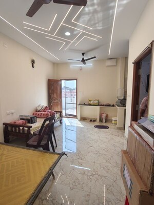 Room in 1 BHK Apartment at Sriram Nagar – for Rent