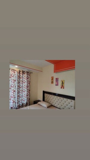 Room in 4 BHK Builder Floor at Ardee City, Sector 52 – for Rent