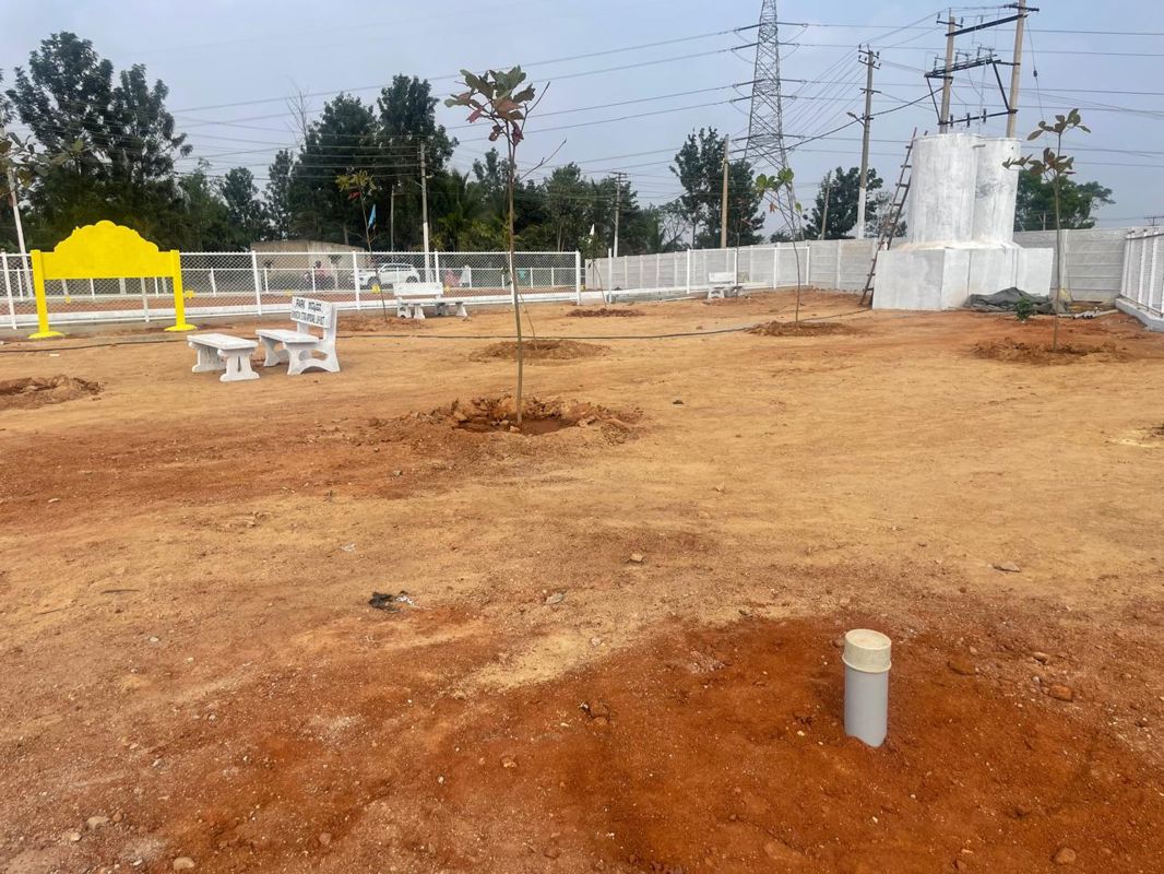 Plot For Sale in Sathnur