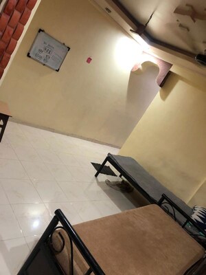 Furnished Amenities in 1 BHK Apartment at Kothrud – for Rent