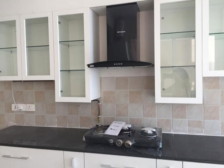 Kitchen, pioneer-park-presidia 4 Bedroom 4337 Sq.Ft. Apartment In Sector 62 Gurgaon 10337778