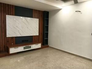 Room in 4 BHK Apartment at Pioneer Park Presidia, Sector 62 – for Sale