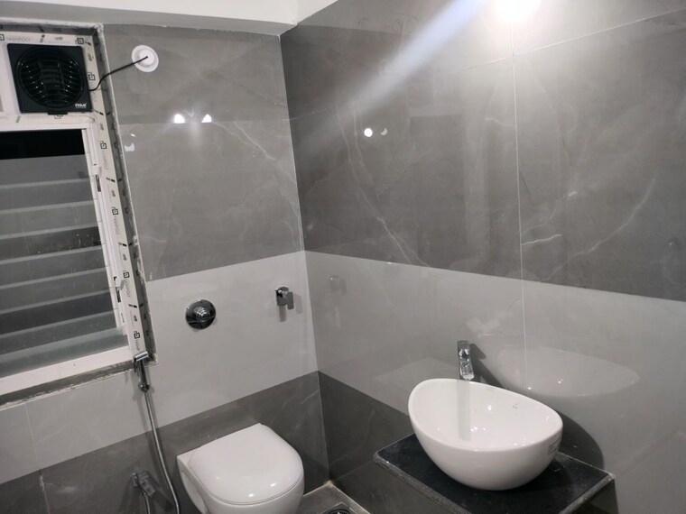 Bathroom, aastha-heights 3 Bedroom 1200 Sq.Ft. Apartment In Goregaon West Mumbai 10337785