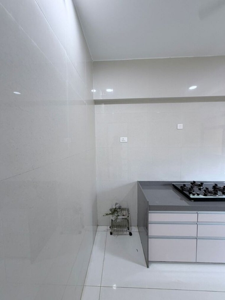Kitchen, santacruz west 2 Bedroom 700 Sq.Ft. Apartment In Santacruz West Mumbai 10337804
