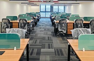  Office Space For Rent in Gundavali