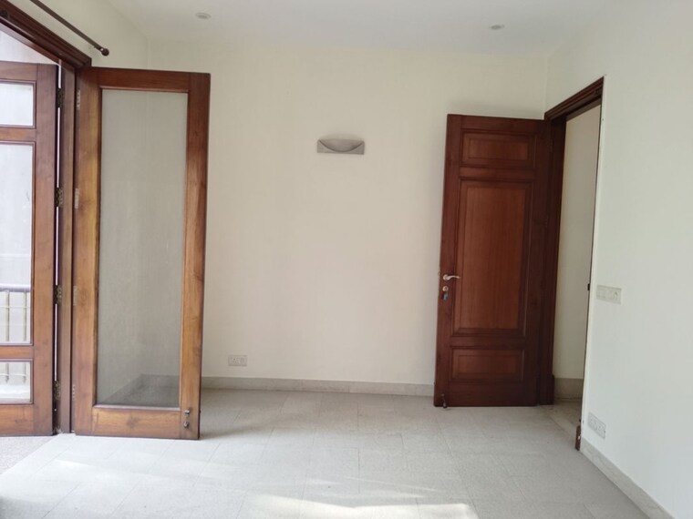 Room, vasant vihar 4 Bedroom 4700 Sq.Ft. Apartment In Vasant Vihar Delhi 10337821