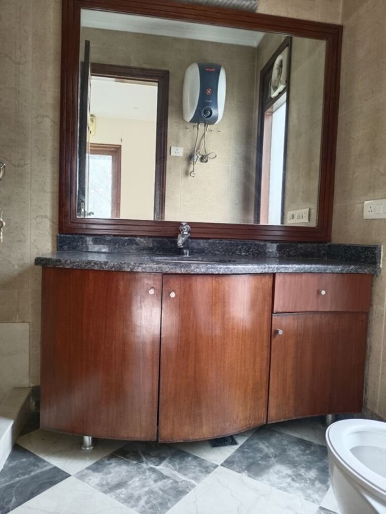 Attached Bathroom, vasant vihar 4 Bedroom 4700 Sq.Ft. Apartment In Vasant Vihar Delhi 10337821