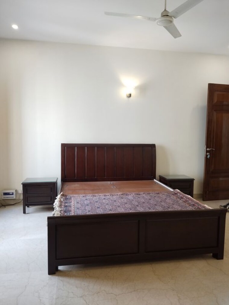 Bedroom, vasant vihar 4 Bedroom 4700 Sq.Ft. Apartment In Vasant Vihar Delhi 10337821