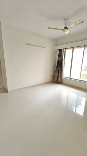 Room in 2 BHK Apartment at Silver Sapphire, Malad East – for Sale