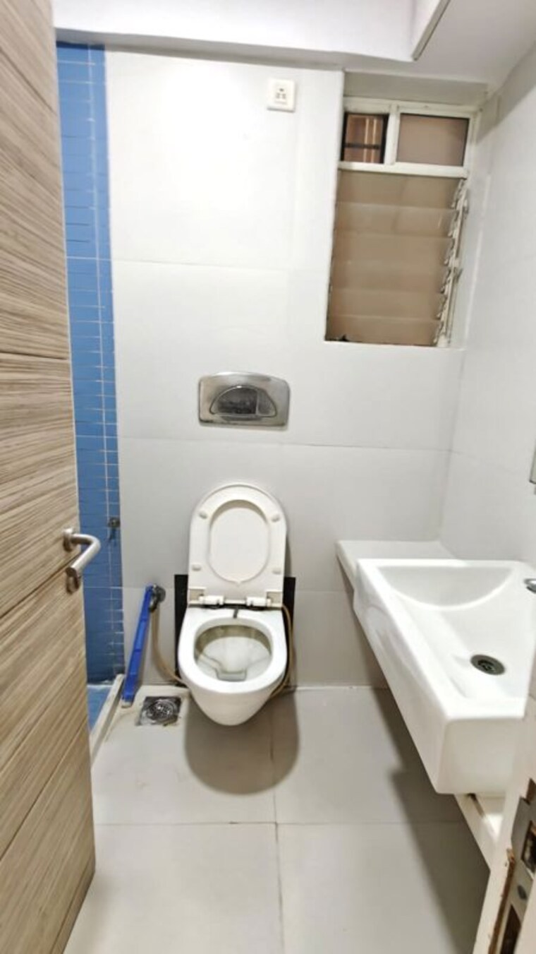 Bathroom, silver-sapphire 2 Bedroom 850 Sq.Ft. Apartment In Malad East Mumbai 10337803