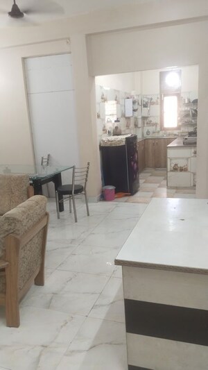 Kitchen in 2 BHK Builder Floor at Gomti Nagar – for Rent