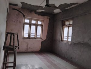 Room in  Office Space at Cst Area – for Rent