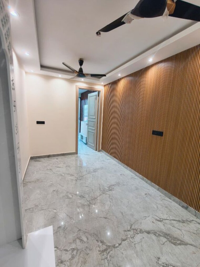 Room, east of kailash 2 Bedroom 1125 Sq.Ft. Builder Floor In East Of Kailash Delhi 10337893