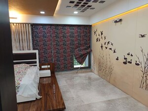 Bedroom in 4 BHK Villa at Science City – for Sale