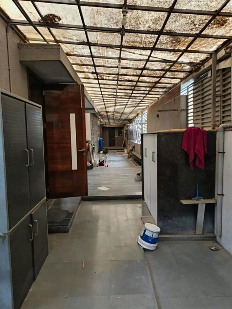  Parking, science city 4 Bedroom 911 Sq.Yd. Villa In Science City Ahmedabad 10337964