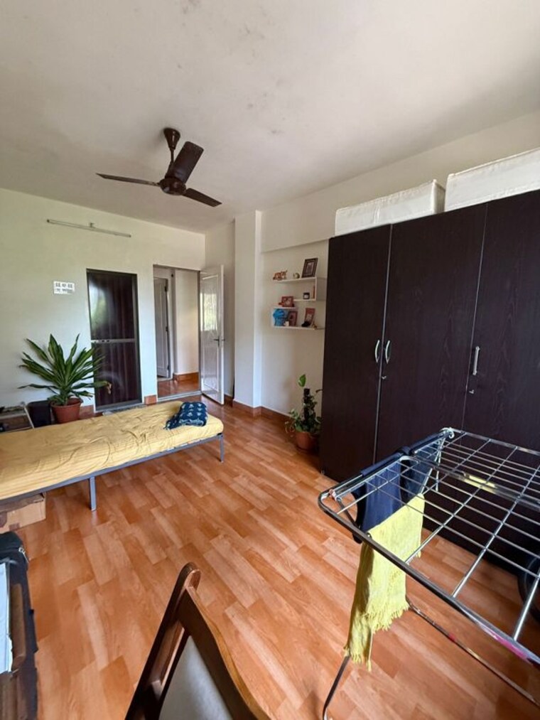 Room, bandra west 2 Bedroom 700 Sq.Ft. Apartment In Bandra West Mumbai 10337932