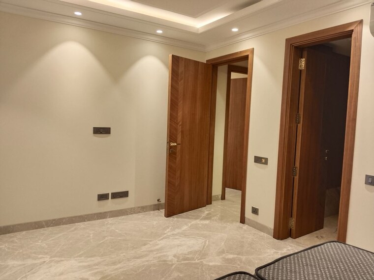 Room, vasant vihar 4 Bedroom 3600 Sq.Ft. Apartment In Vasant Vihar Delhi 10337970