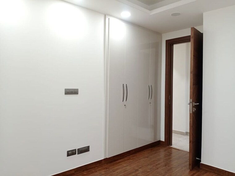 Room, east of kailash 3 Bedroom 1125 Sq.Ft. Builder Floor In East Of Kailash Delhi 10337965