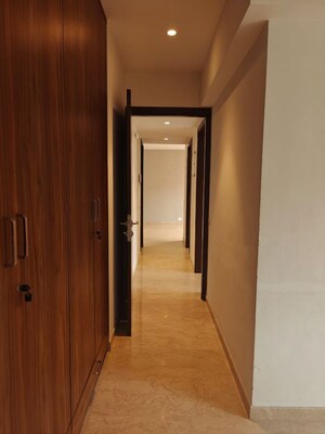  2 BHK Apartment at Hiranandani Castle Rock, Powai – for Rent