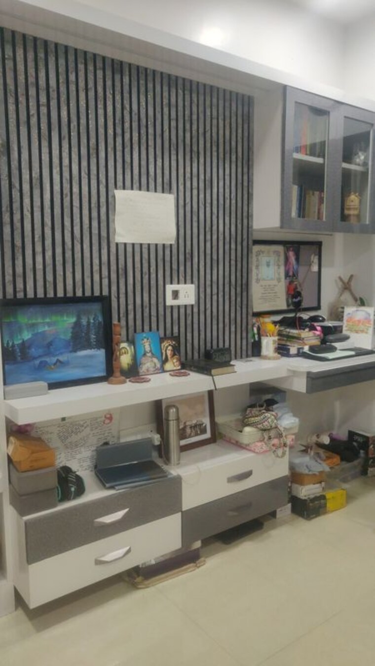 Living Room, pride-park-royale 2 Bedroom 750 Sq.Ft. Apartment In Andheri East Mumbai 10337995