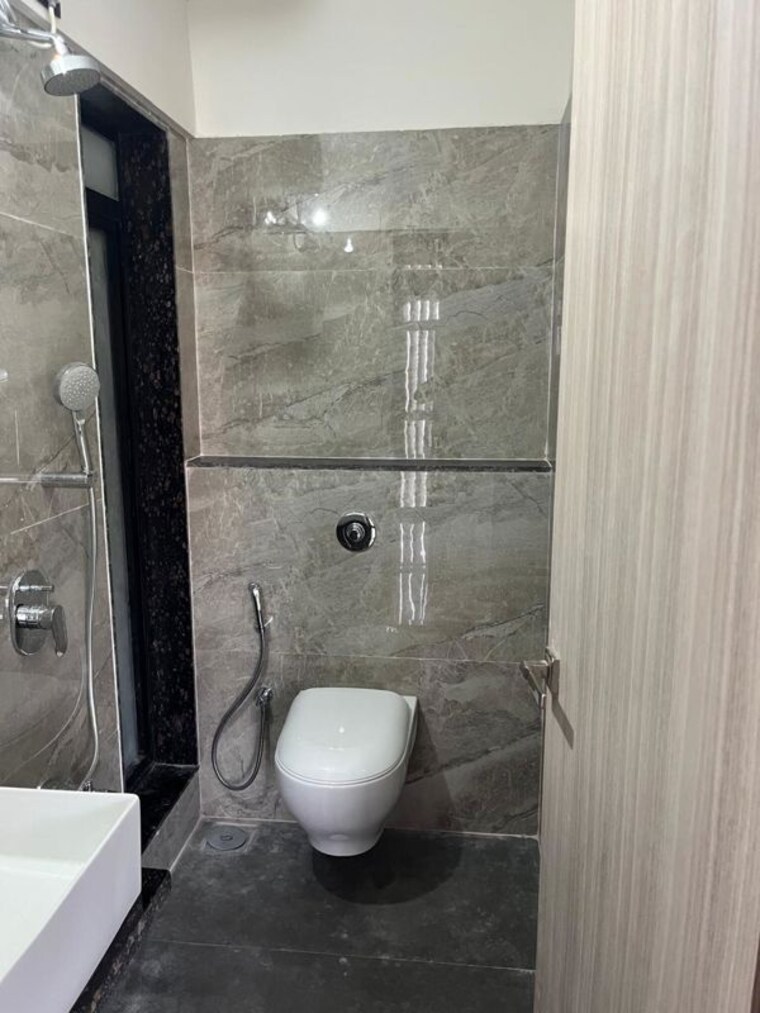 Bathroom, paradigm-antalya 1 Bedroom 440 Sq.Ft. Apartment In Oshiwara Mumbai 10337997