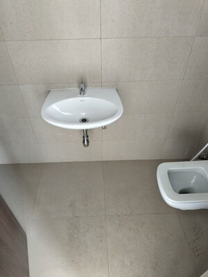 Bathroom in 1.5 BHK Apartment at Runwal Eirene, Balkum Pada – for Sale