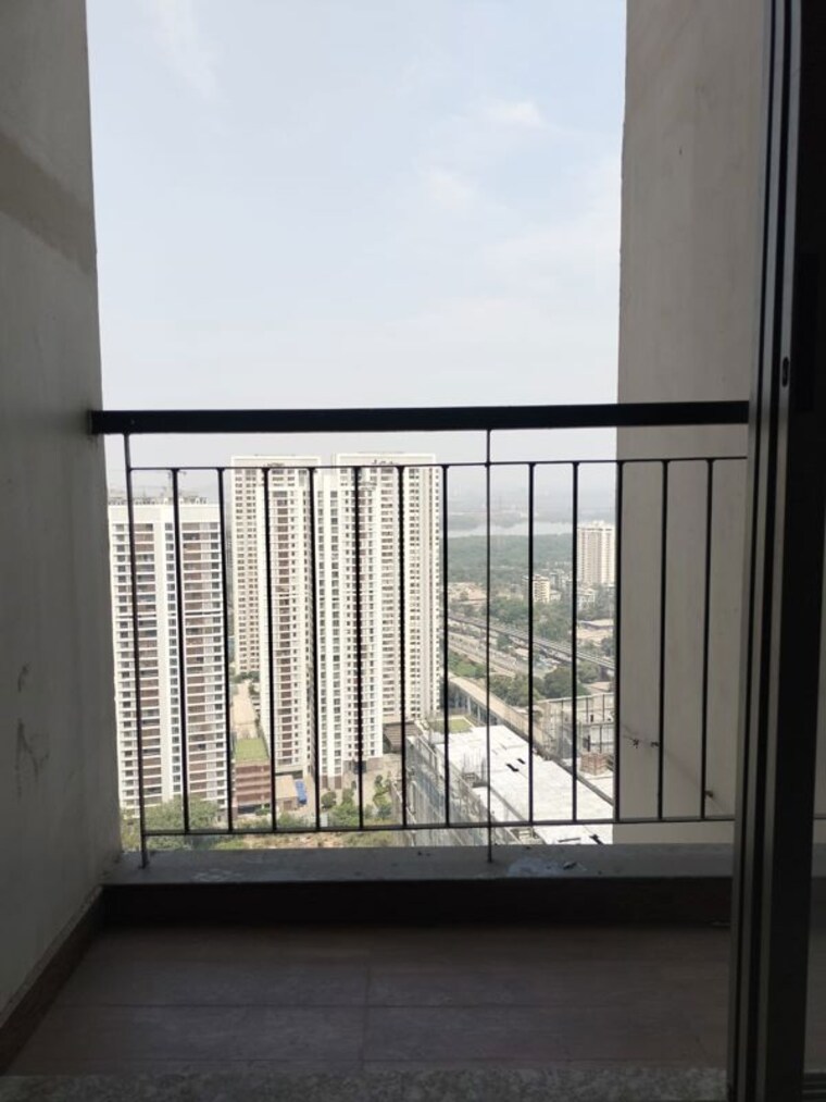 Room, runwal-eirene 1.5 Bedroom 550 Sq.Ft. Apartment In Balkum Pada Thane 10338022