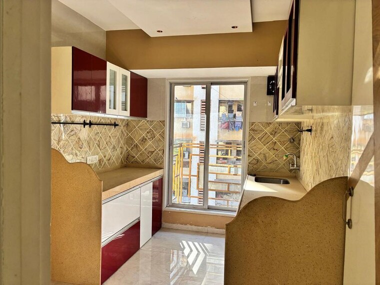 Kitchen, khar west 2 Bedroom 700 Sq.Ft. Apartment In Khar West Mumbai 10338049