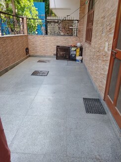 2.5 BHK + Store Room Builder Floor For Rent in Sector 1