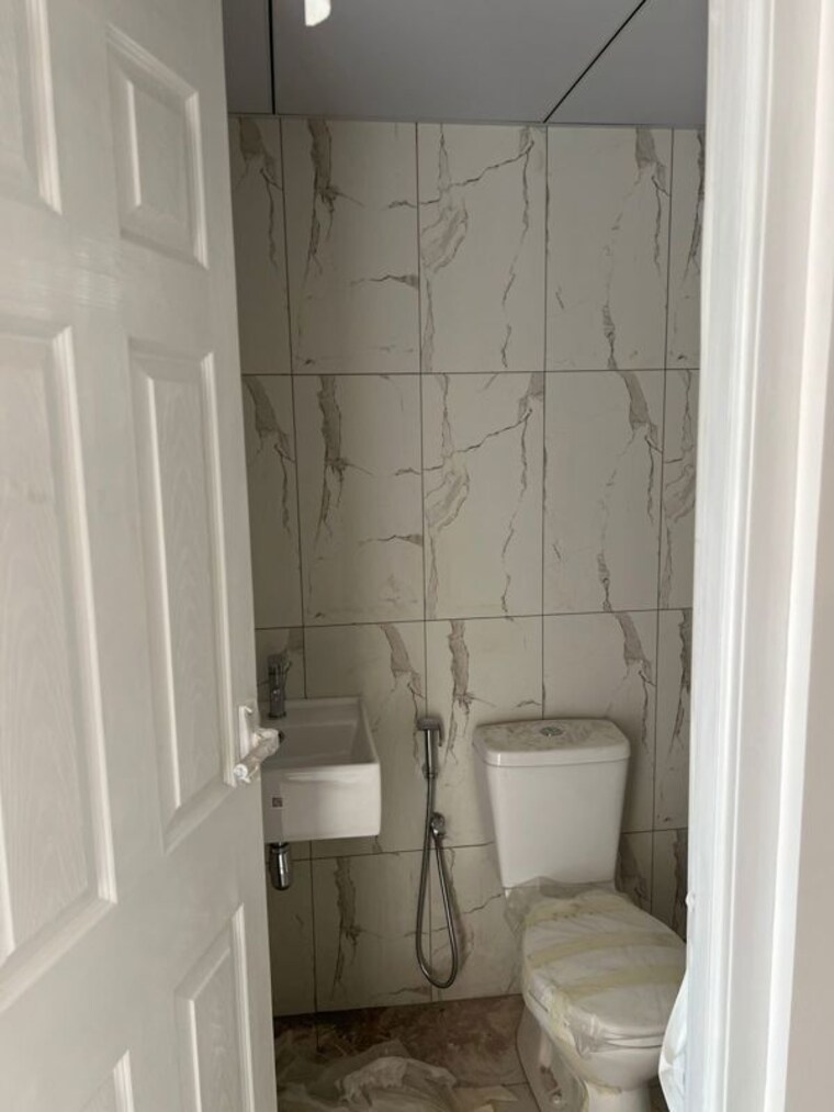 Bathroom, sowparnika-olivia-nest 2 Bedroom 948 Sq.Ft. Apartment In Sarjapur Bangalore 10285479