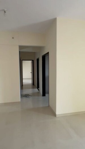 Room in 3 BHK Apartment at Nerul – for Rent