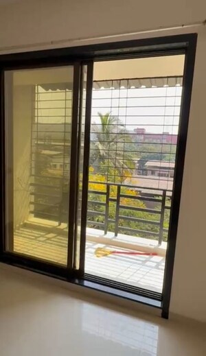 Room in 3 BHK Apartment at Nerul – for Rent