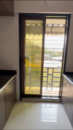 Room in 3 BHK Apartment at Nerul – for Rent