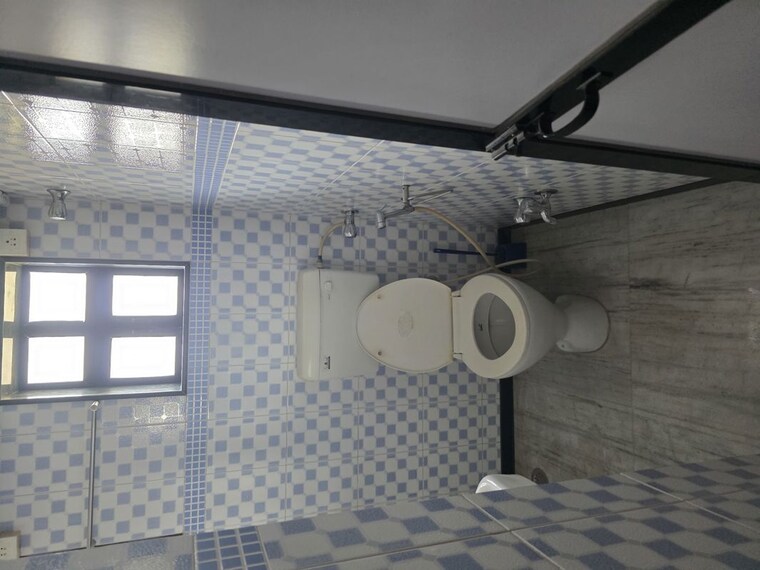 Bathroom, rushi-the-kollage-andheri 2 Bedroom 1090 Sq.Ft. Apartment In Andheri East Mumbai 10338090