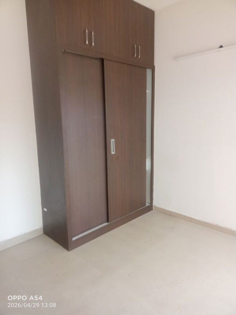Room, mahagun-my-woods 2.5 Bedroom 1190 Sq.Ft. Apartment In Sector 16c Greater Noida Greater Noida 10338075