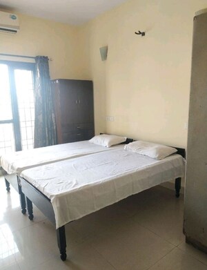 Bedroom in 3 BHK Apartment at Unitech Horizon, Pi Greater Noida – for Rent