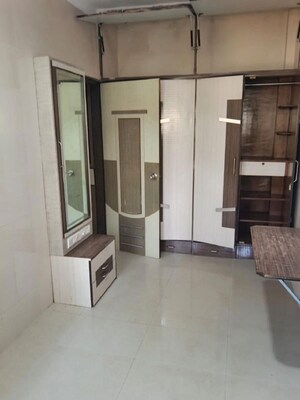 Bedroom in 1 BHK Apartment at Bandra West – for Rent