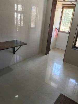 Room in 1 BHK Apartment at Bandra West – for Rent