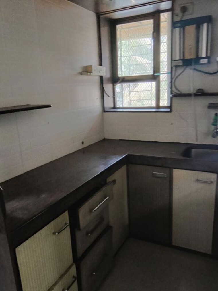 Kitchen, bandra west 1 Bedroom 500 Sq.Ft. Apartment In Bandra West Mumbai 10338147