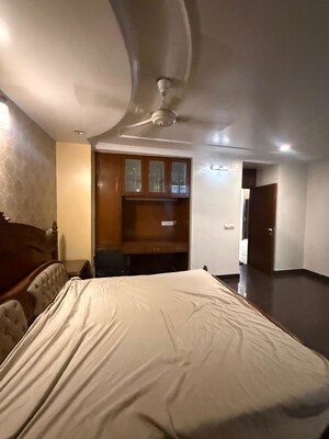 Bedroom in 1 BHK Builder Floor at Saket – for Rent