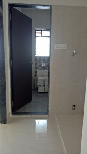 Bathroom in 3 BHK Apartment at Vaishnavi Heights Sion, Sion – for Sale